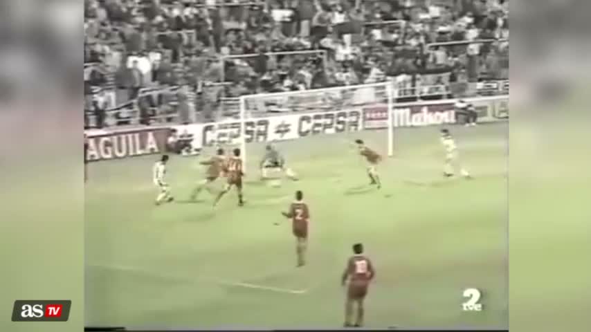 Onésimo como jugador, en una secuencia de archivo
